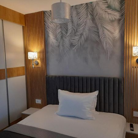 Coquette Studio Central Oradea Ngoại thất bức ảnh